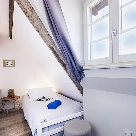 Bretzel Dans Maison Alsacienne, Eguisheim